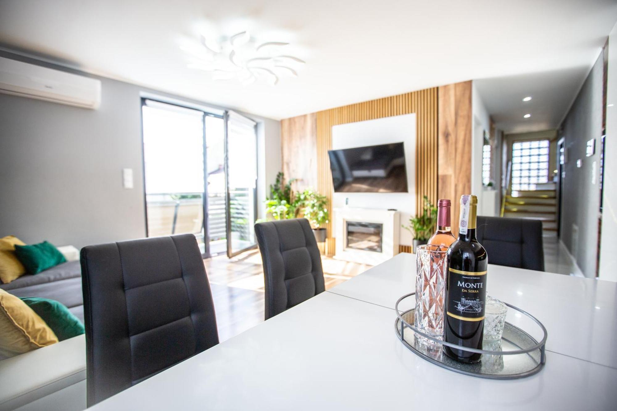 Wlodarska 4A Apartament Premium Krakow Luaran gambar